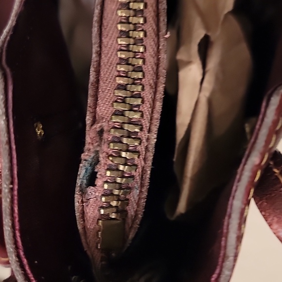 Frye Handcrafted Handbag Burgundy Vintage - Picture 8 of 12